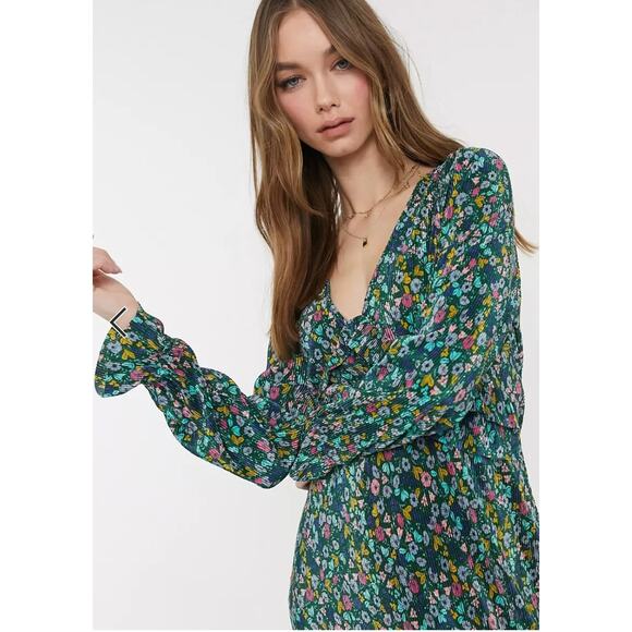 ASOS Design Midi Plisse Dress Green Floral Boho 12 - Picture 4 of 11
